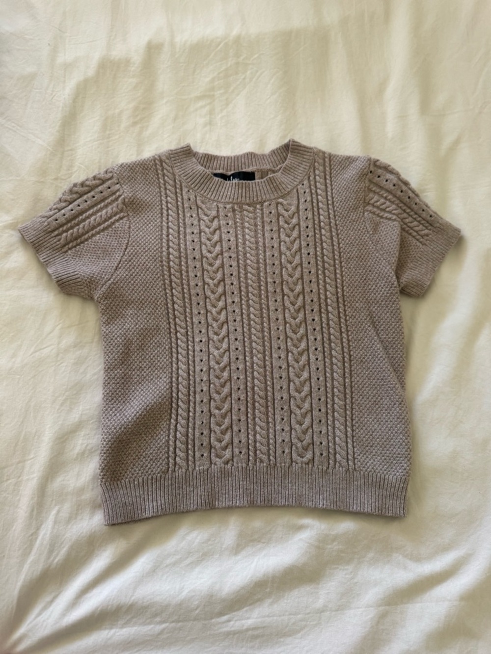 Lulus Beige Short-Sleeve Crop Cable Knit Sweater